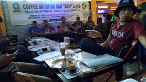 Baru Dilantik, Kabag Humas Setdakab Sinjai Gelar Tatap Muka Dengan Awak Media
