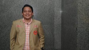 Elly Oschar, Pemuda Asal Sinjai Ini Nahkodai PM Sulsel