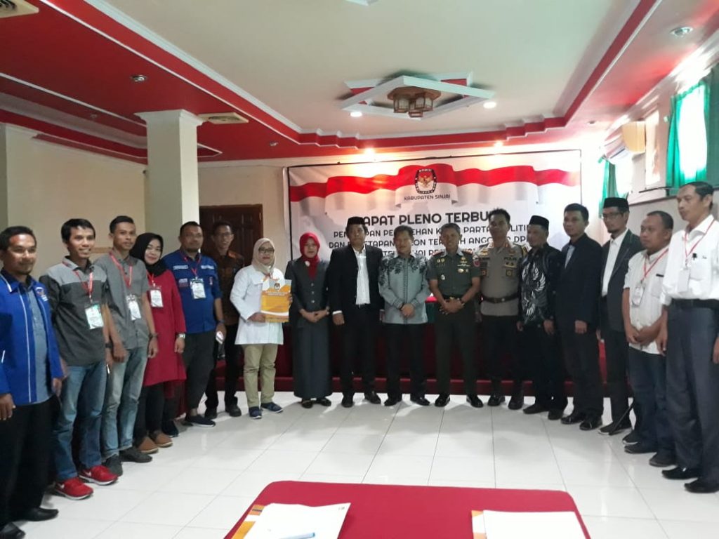 rapat pleno penetapan anggota dprd sinjai