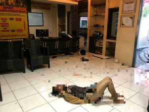 Bacok 2 Polisi di Polsek Wonokromo, Pelaku Ditembak
