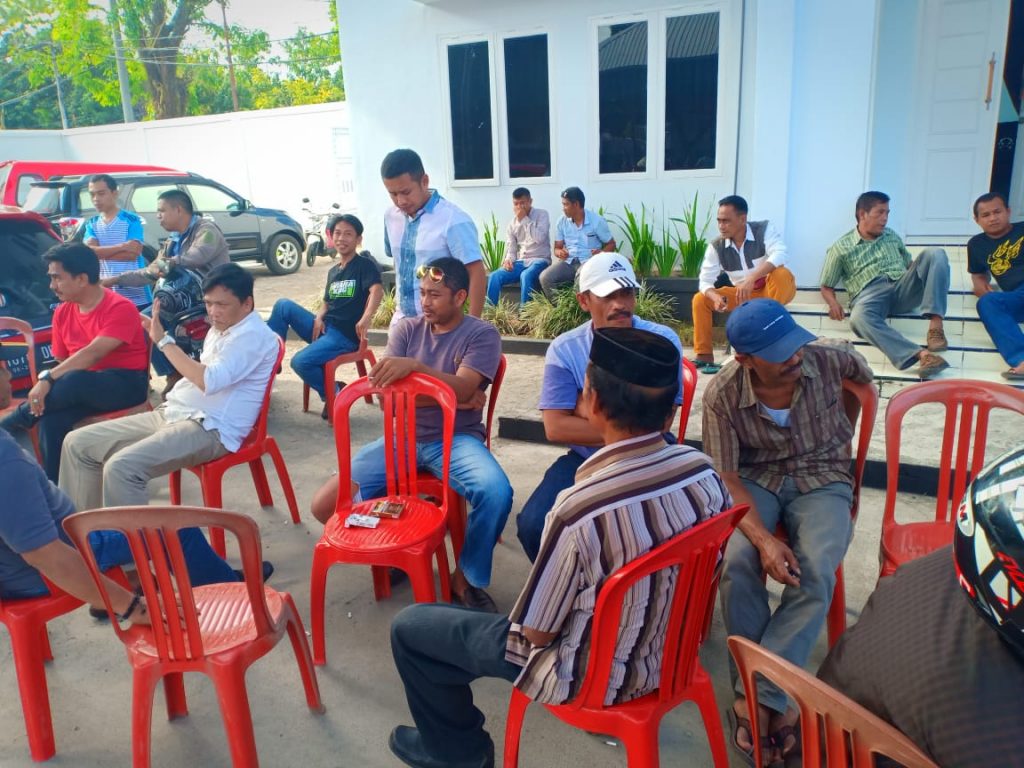 Sebagai Bentuk Dukungan, Rumah Jabatan Bupati Sinjai Dipenuhi Warga