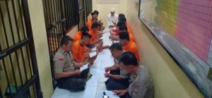 Sat Tahti Polres Gowa Rutinkan Pengajian untuk Tahanan