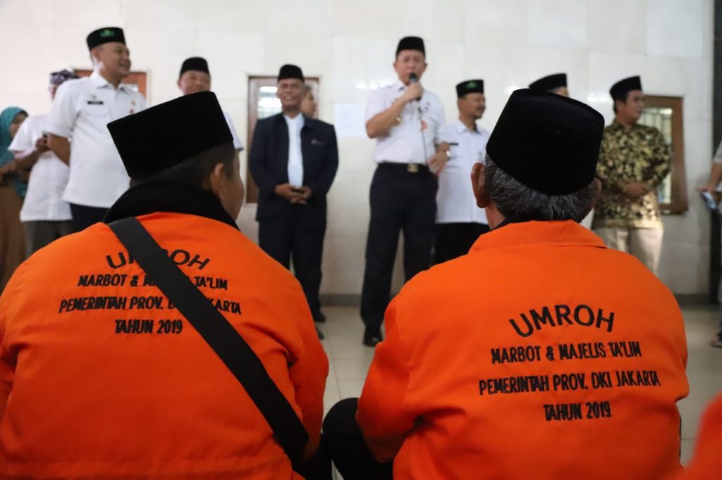 Pemprov DKI Berangkatkan Dua Kloter Umroh Marbot dan Majelis Taklim