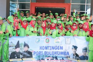 Lepas Kontingen Porseni PGRI, Sekda Minta Jaga Kebersamaan