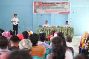 Pemda Luwu Serahkan Bantuan Kube dan Rutilahu di Walmas
