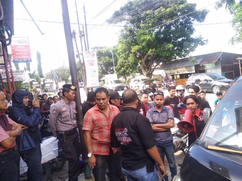 Tuntut KSP Gemilang Segera Ditutup, Koalisi Forum Mahasiswa dan Masyarakat Anti Korupsi Gelar Demo