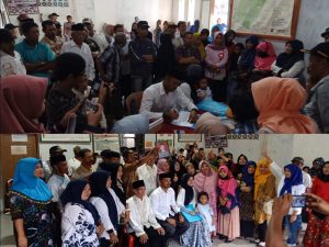 Diantar Ratusan Pendukung, Dhoddy Resmi Daftar Cakades Swatani