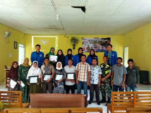 Mahasiswa KKNP IAIM Sinjai Gelar Seminar Parenting Dihadiri Orang Tua Siswa