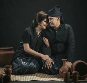 Keren! Kombes Pol. Irwan Anwar – Andi Natasya Prewedding Gunakan Busana Adat Kajang