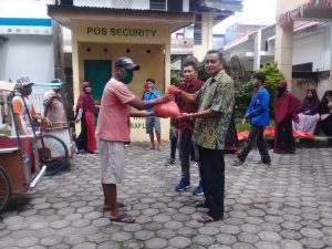 Prihatin Covid 19, Universitas Muhammadiyah Bulukumba (UMB) Berbagi