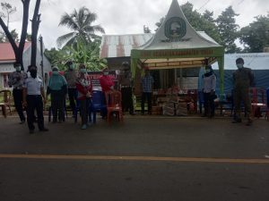 Apresiasi Tenaga Medis, Rustam Kunjungi Posko Covid-19