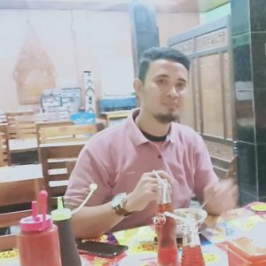 Beredar Issu Hanya Orang Dekat Bupati Tercover Dalam Data BLT, Lukman Mallongi: Itu Tidak Benar.