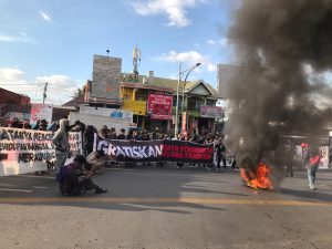 Aksi Mahasiswa Makassar Menuntut Biaya Pendidikan di Gratiskan Pada Masa Pandemi