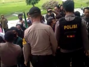Demo HMI Sinjai Ricuh, Nama Wakapolres Disebut