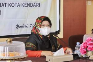Ketua TP-PKK Kota Kendari Hadiri Rapat Evaluasi Dokumen dan Penentuan Lokasi Titik Pantau Penyelenggaraan Kota Sehat