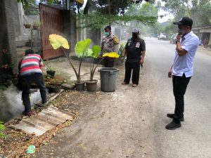 Antisipasi DBD, Pemerintah Kelurahan Samata Lakukan Fogging
