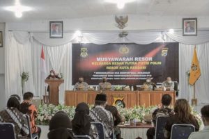 Sekda Buka Musres Keluarga Besar Putra Putri Polri Resor Kota Kendari