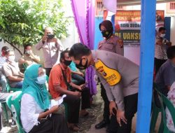 Kapolres Labuhanbatu Memantau Kegiatan Vaksinasi Massal