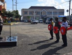 Tiga Pilar Desa Panyili Terima Hadiah Sepeda Motor Dari Kapolres Bone