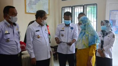 Bupati Sidrap Hadiri Penyaluran Kartu Keluarga Sejahtera di Baranti