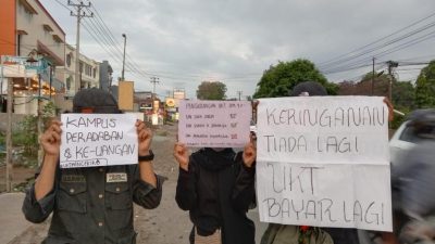 Kecewa Tidak Ada Keringanan UKT,  Mahasiswa UINAM Bersatu Gelar Aksi Bisu