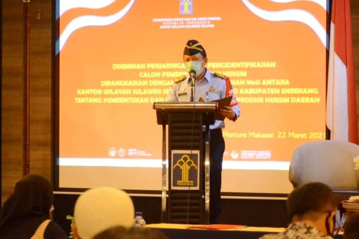 Kepala Divisi Pelayanan Hukum dan HAM Kanwil Sulsel Anggoro Dasananto