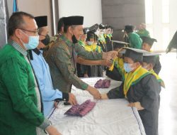 250 Santri TPA/TPQ Se-Kolaka Timur di Wisuda di Aula Kantor Bupati