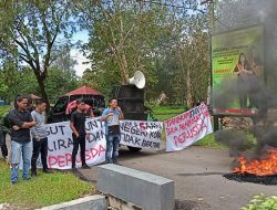 Usut Tuntas Dugaan Kasus Korupsi, DPD LIRA Lakukan Unjuk Rasa di Kejari Konawe