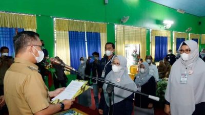 Wali Kota Kendari H. Sulkarnain K, SE., ME., secara resmi mengukuhkan Gerakan Pemasyarakatan Minat Baca (GPMB) Kota Kendari periode 2021-2025
