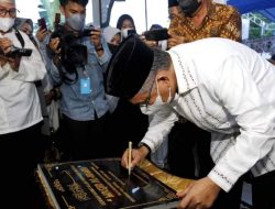 Resmikan Masjid Al-Hamid, Walikota Kendari Juga Kukuhkan Pengurus Majelis Ta’lim
