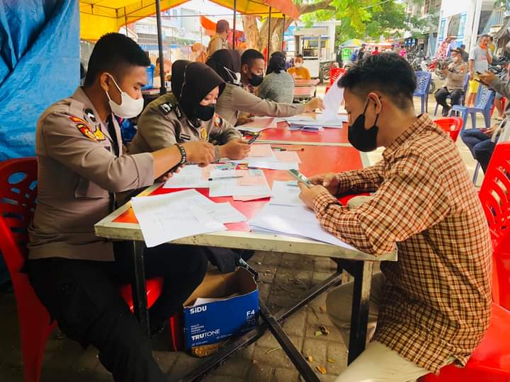 Gerai Vaksin Polres Majene Sasar Pasar Sentral dan Kelurahan Baru