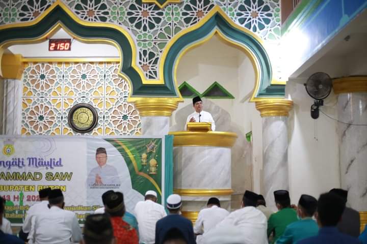 Bupati Buton Hadiri Peringatan Maulid Nabi Muhammad SAW 1443 H di Masjid Kombeli