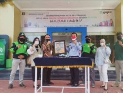 Mudahkan Pelayanan, Kanim Makassar Layani Pengantaran Paspor Via Gojek