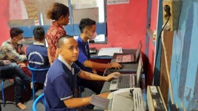 20 Napi LP Manokwari Diberi Pelatihan Komputer Dalam Program "Back to Basics" Pemasyarakatan