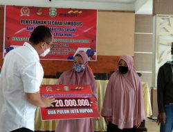 H. Arwan M. Aras Beri Bantuan Rehabilitasi Sosial Rumah Tidak Layak Huni di Pandopo