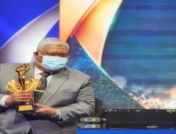 Dinobatkan Sebagai People of The Year, Kado Spesial Ulang Tahun Gubernur Sultra