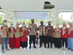 Kapolres Sinjai Tinjau Langsung Tiga Titik Pelaksanaan Vaksinasi Massal Berikan Imbauan