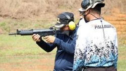 Manfaatkan Hari Libur, Bupati Budiman Latihan Menembak Di Lapangan Tembak Polres Luwu Timur