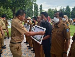 Bupati Bulukumba Serahkan Sertifikat Penghargaan Kepada 14 Desa Yang Mengikuti ADWI