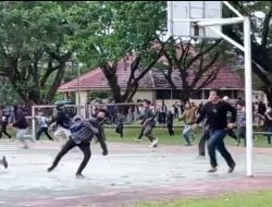 Hujan Batu Warnai Bentrokan Antar Mahasiswa di Kampus UIN Alauddin Makassar