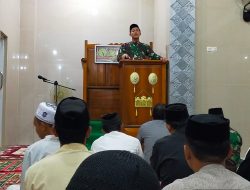Safari Subuh di Kelurahan Lamalaka, Dandim 1440 Ingatkan Jamaah Beribadah Sebaik Mungkin di Bulan Suci Ramadhan