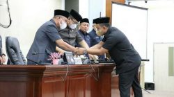 Di Pimpin Ketua DPRD, Budiman Hadiri Paripurna Pandangan Umum Fraksi Terhadap LKPJ Bupati Lutim Tahun 2021