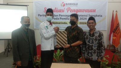 Jelang Pemilu 2024, PW KAMMI KALTIMTARA Lakukan Penandatanganan Kerjasama Dengan Bawaslu Kalimantan Timur