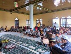 Jum’at Curhat di Desa Biangkeke, Polres Bantaeng Serahkan Hasil Renovasi Masjid