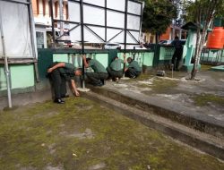 Personil Koramil 1410-03 Tompobulu Lakukan Pembersihan Pangkalan Agar Indah dan Nyaman