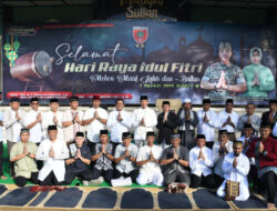 Sholat Ied Puluhan Ribu Masyarakat Di Masjid Kodam XIV/Hsn : Pangdam XIV/Hsn Pesan Untuk Tingkatkan Kebersamaan dan Toleransi Beragama