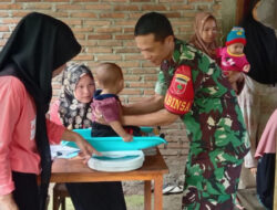 Babinsa Kodim 1410/Bantaeng Monitoring Kegiatan Posyandu di Desa Pattaneteang
