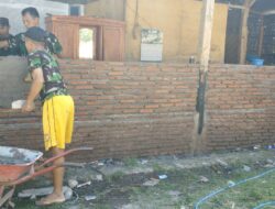 Percepat Pembangunan RTLH di Pa’jukukang, Anggota Kodim 1410 Bantaeng Bahu Membahu Bersama Warga