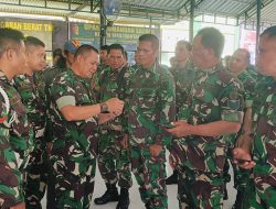 Cegah Judi Online, Dandim 1410 Bantaeng Lakukan Sidak HP Prajurit dan PNS