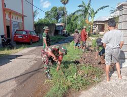 Danramil 03/Tompobulu Pimpin Kegiatan Karya Bakti Pembersihan Sampah di Desa Batu Karaeng